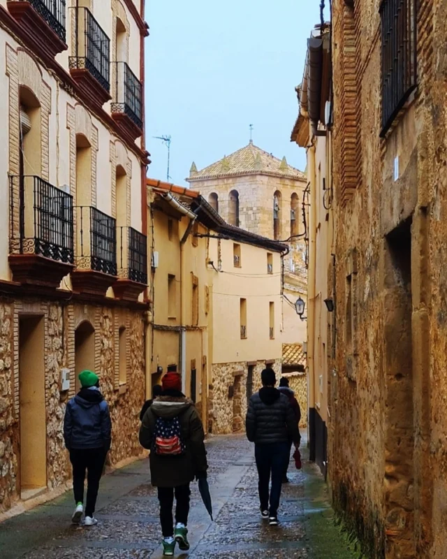 ¿Qué sorpresas guarda Monteagudo de las Vicarías que es uno de los Pueblos más Bonitos de España?
¡Adéntrate en sus calles y descúbrelo!

#monteagudodelasvicarias #soria #soriaestademoda #turismo @lospueblosmbe
