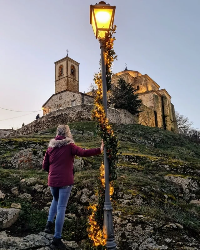 ¡Esperando ya la Feria del Acebo de Oncala!
El evento más original de la provincia para recibir las navidades tendrá lugar los días 6 y 7 de diciembre.
📸 @rocioguijo

#feriadelacebo #acebo #oncala #navidad #soria #soriaestademoda #turismo